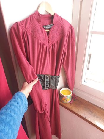 Belle robe Taille unique, S a L, idéal longue  grossesse vintage