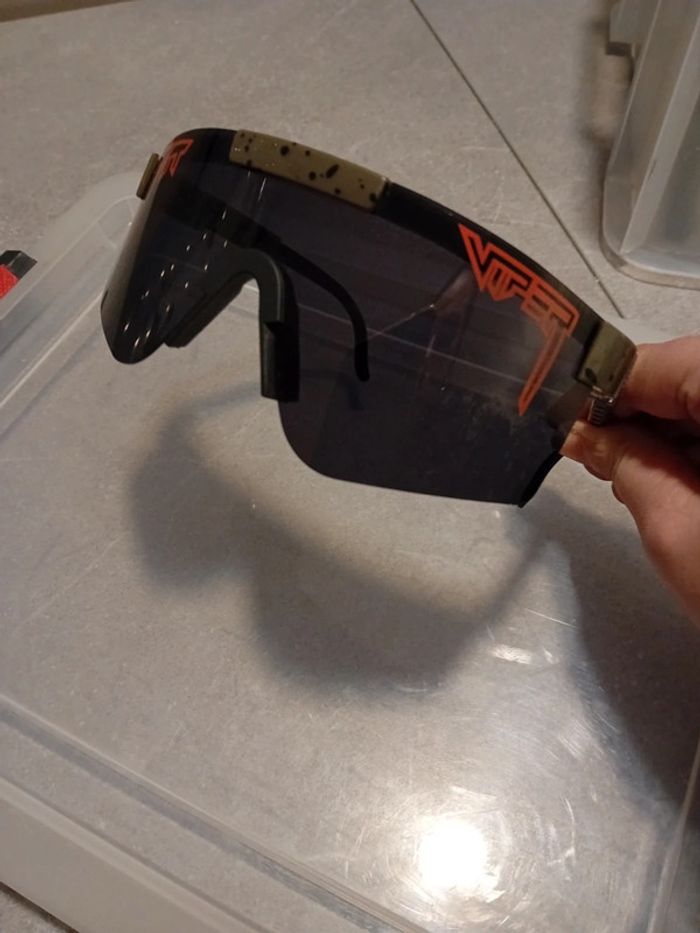 2024 Positif Lunette de soleil. - photo numéro 5