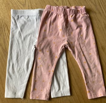 lot 2 leggings taille 9 mois