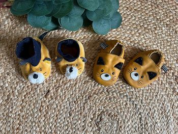 Lot chaussons Lulu les moustaches Moulin Roty