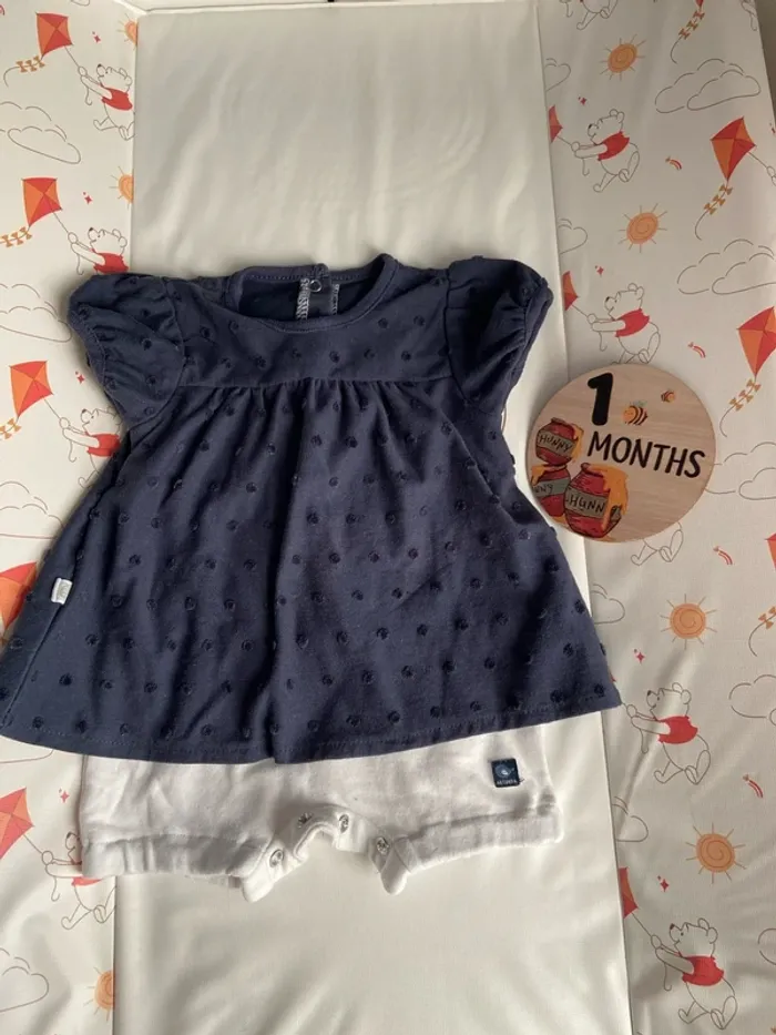Combi-robe taille 1 mois