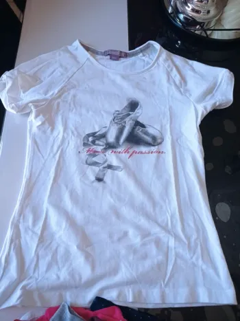 T-shirt manche courte blanc motif ballerines