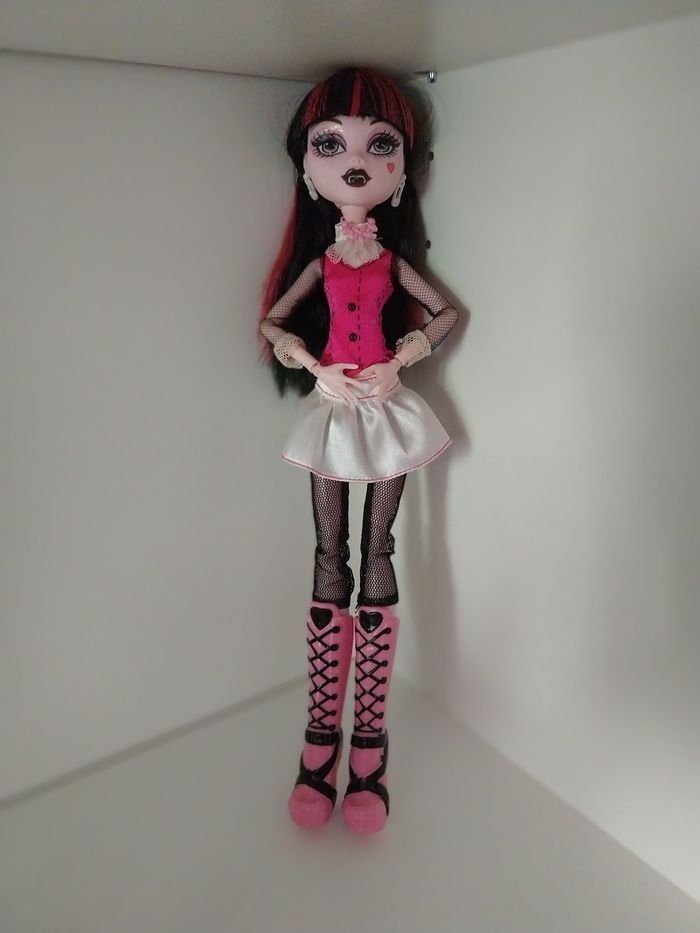 Poupée Draculaura Generation 1 Originals Ghouls Collection 2008 Basic Monster High First Wave - photo numéro 7