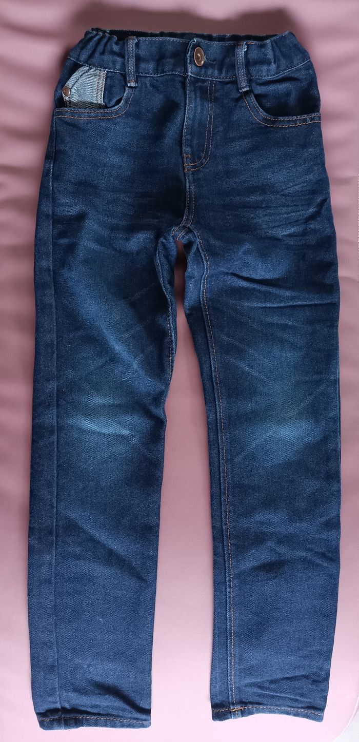 Jean garçon taille 8  ans