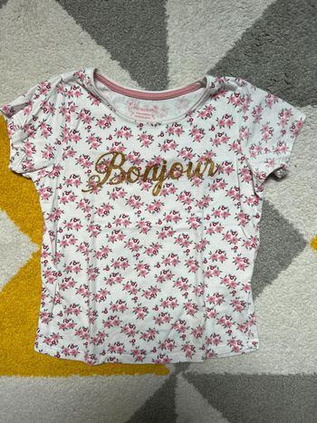 Tee-shirt Primark T.7 ans