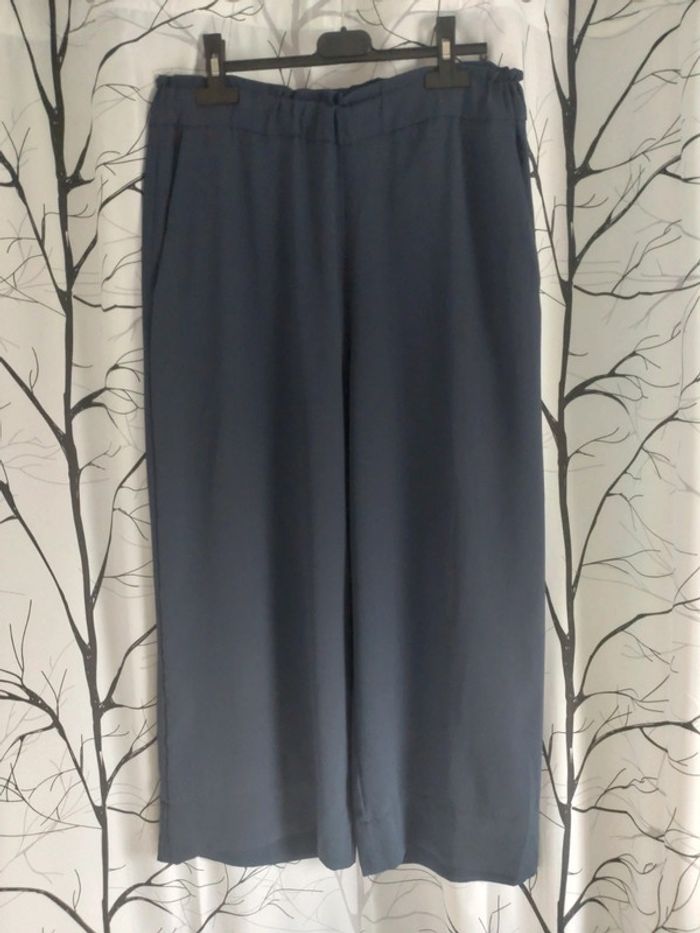 Pantalon fluide large bleu marine femme taille 40 + donne un t-shirt bleu "Dream" - photo numéro 2