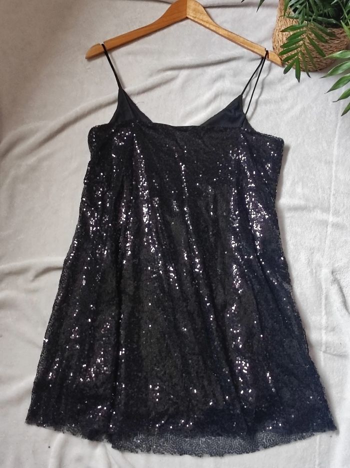 Robe à sequins taille M - photo numéro 6