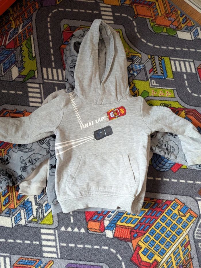 Lot de 10 pulls 4 ans - photo numéro 4
