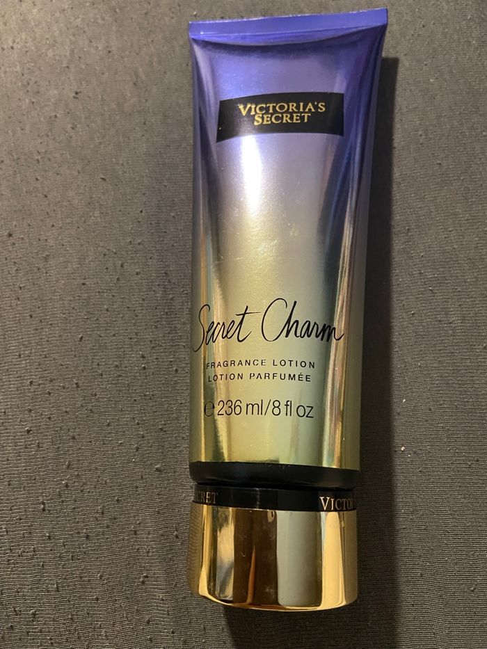 Crème Victoria ´s secret Secret Charm - photo numéro 4