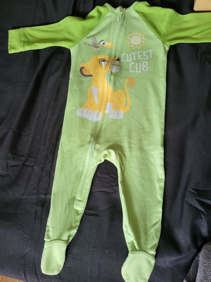 Lot vêtements bebe garcon T6mois - photo numéro 2