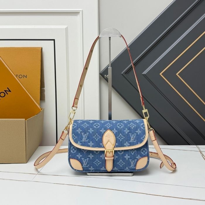 Louis Vuitton  Diane Monogram M13070