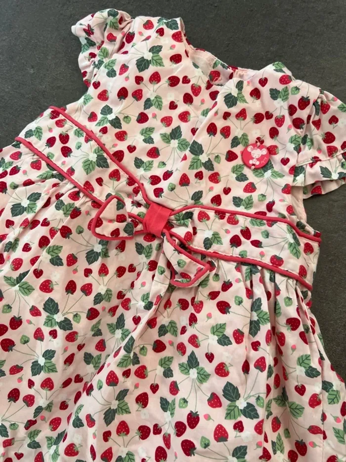 Robe 6 mois - photo numéro 2