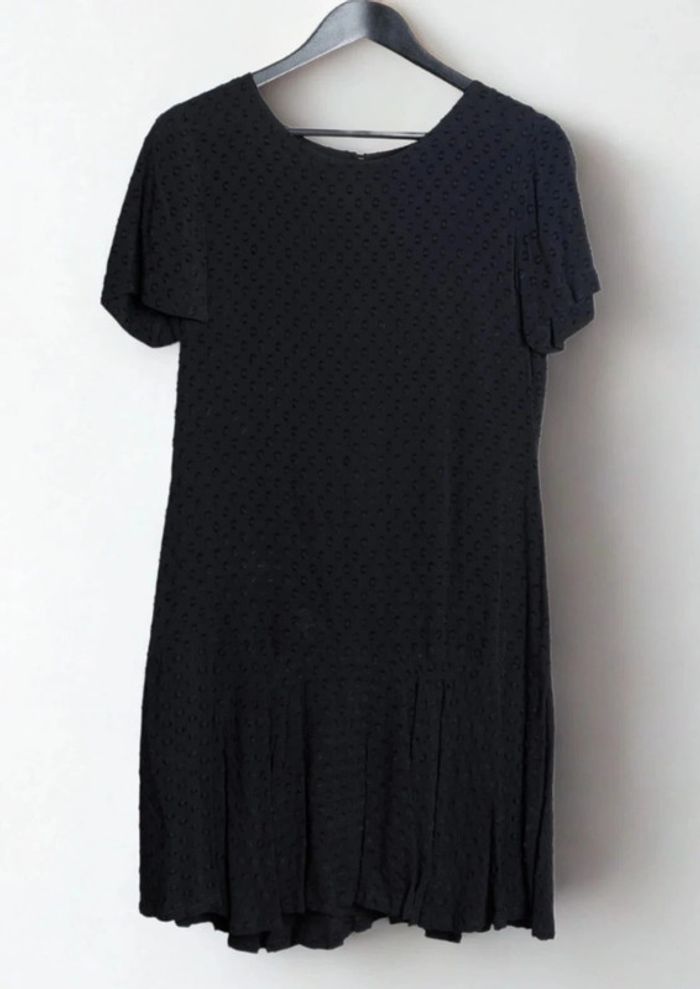 Robe noire fluide style charleston Sézane Taille 36 - photo numéro 2