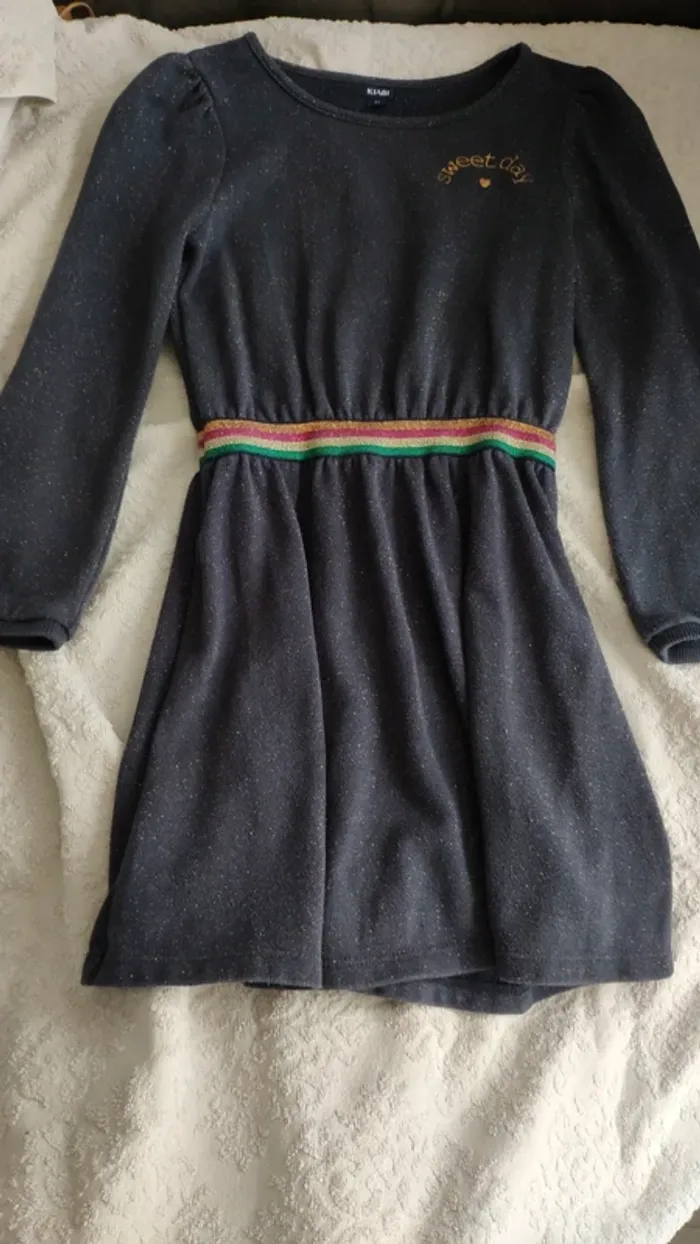 Robe bleu Kiabi 8 ans paillettes