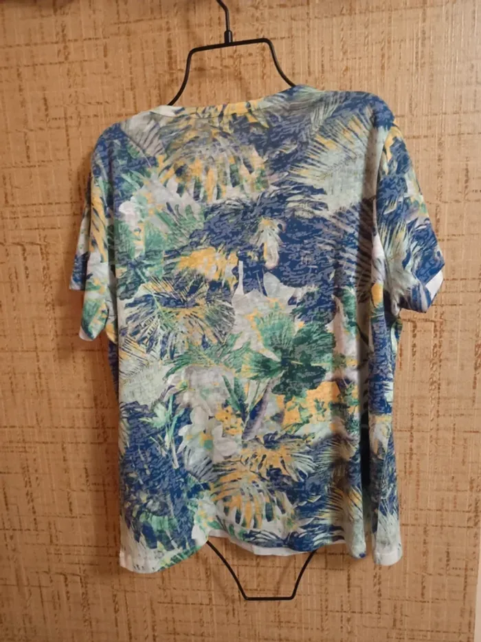 T. shirts Julie Guerlande – Taille 40 - photo numéro 4