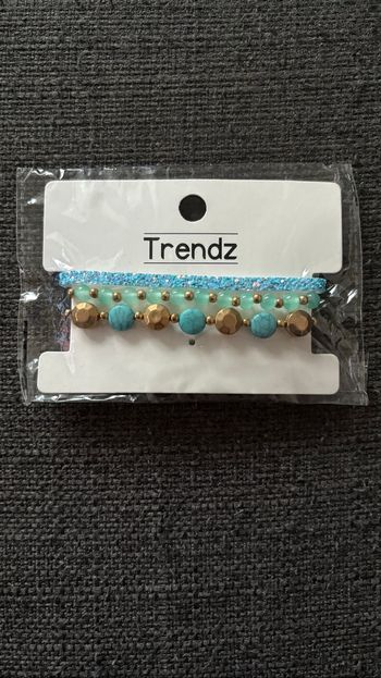 Bracelets perles bleues Trendz