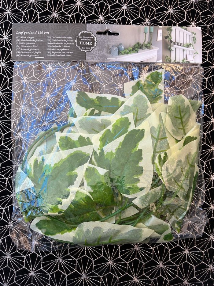 Guirlande de feuille 180 cm - neuf avec étiquette