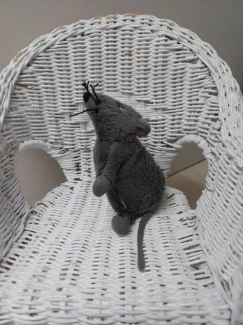 Ikea - peluche souris grise