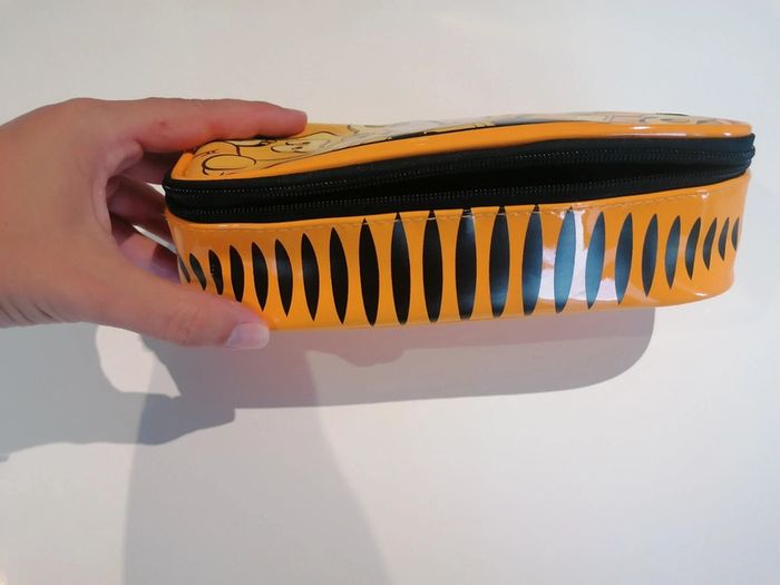 Trousse Garfield 🐱 - photo numéro 4
