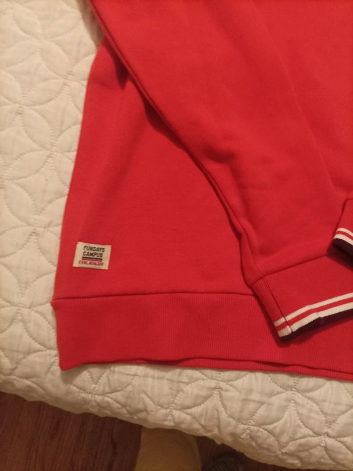 Sweat Cyrillus 14 ans neuf - photo numéro 3