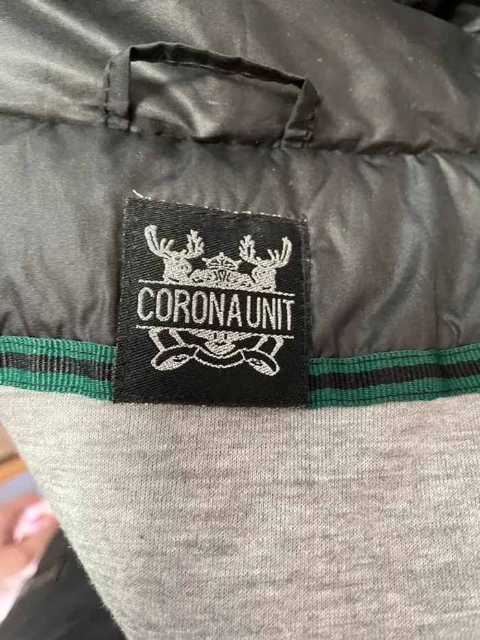 veste noir Corona Unit - photo numéro 2