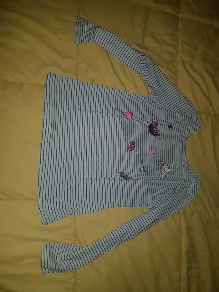 Tshirt manche longue 9-10 ans