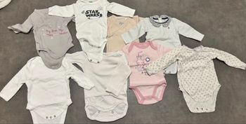 Lot bodies bébé fille 3 mois