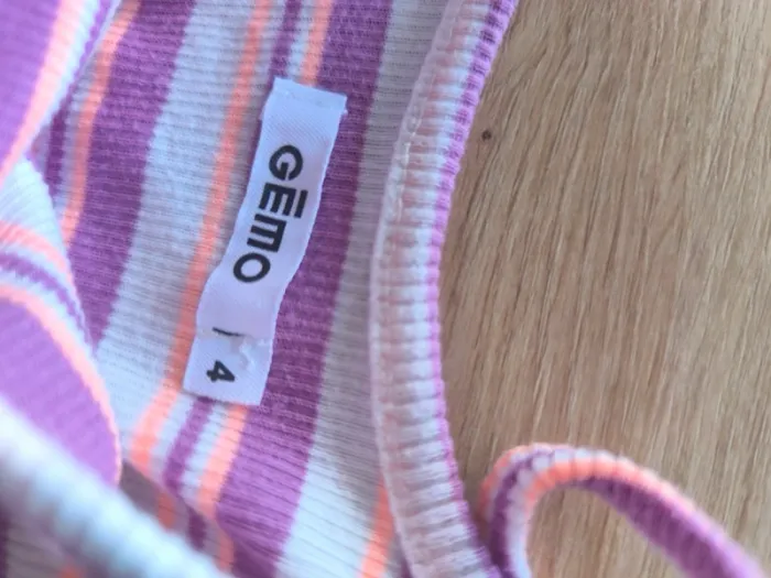 Combinaison short , fille , taille 4 ans , neuve - photo numéro 2