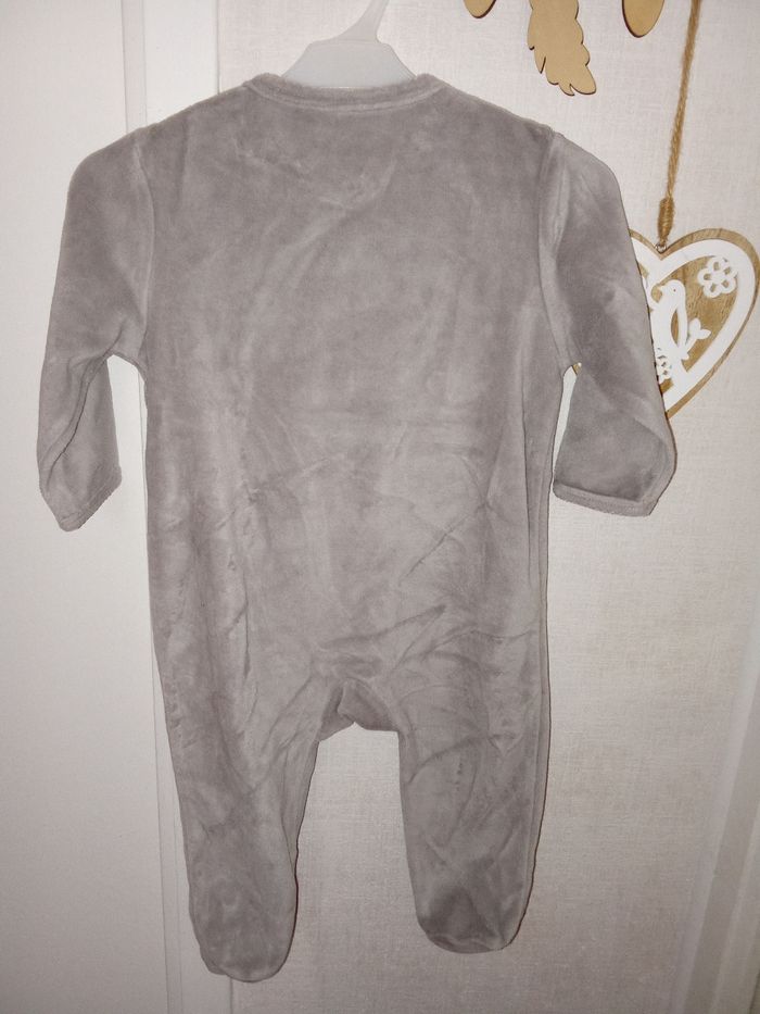 Pyjama bébé fille,  velour, hiver gris 12 mois Kiabi  motif blanc, rose - photo numéro 2