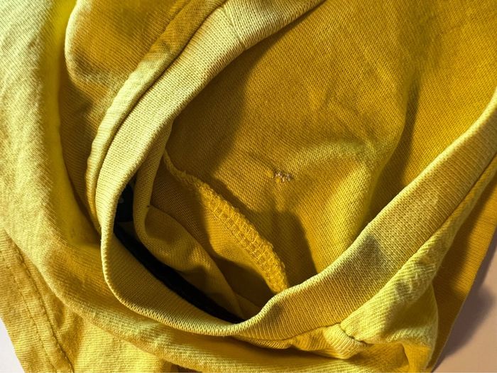 T-shirt jaune - photo numéro 4