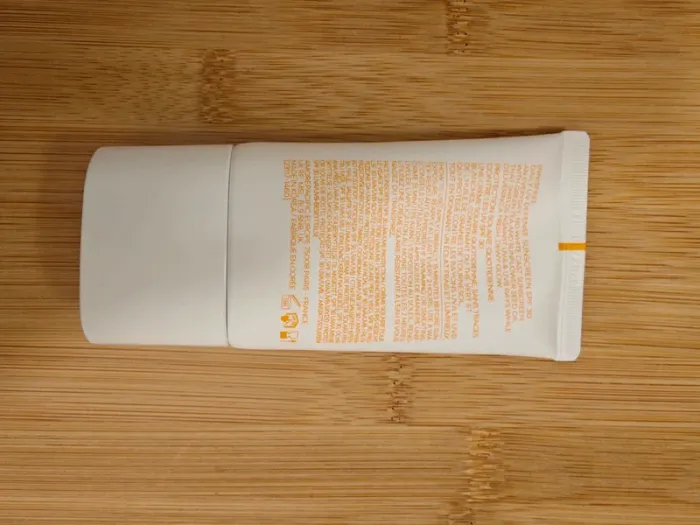 Crème solaire visage inisfree vegan - photo numéro 2
