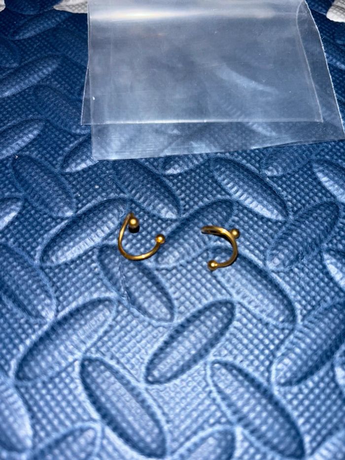 Lot de 2 piercing spirale neuf plaqué or - photo numéro 3