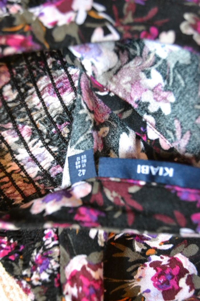 Jolie robe fleurie Kiabi T42 - photo numéro 5