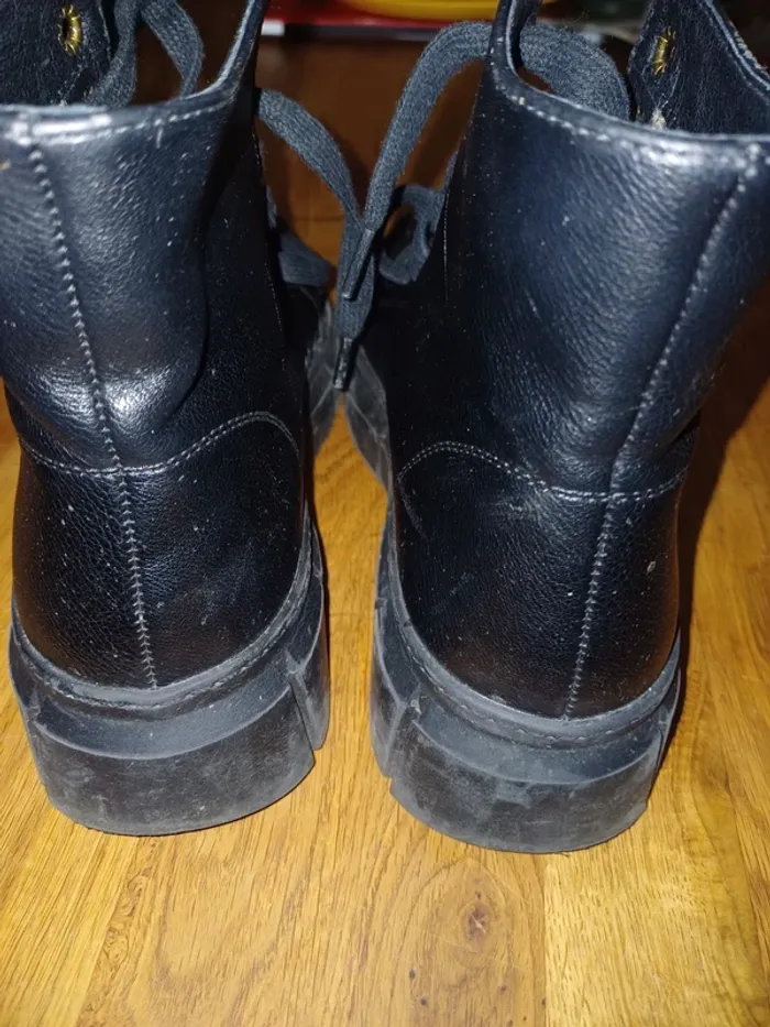 Bottes - photo numéro 5