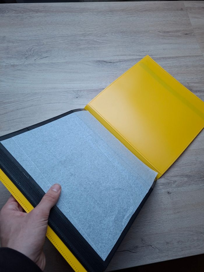 Album jaune de rangement pour 480 cartes Pokémon / lorcana de qualité premium - photo numéro 3