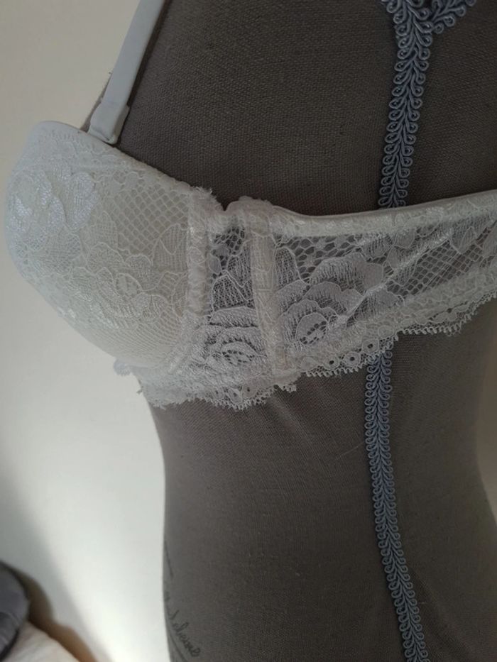 Soutien gorge - photo numéro 3