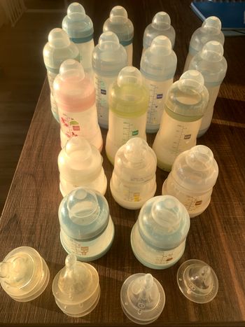 Lot biberons Mam 130 et 260ml