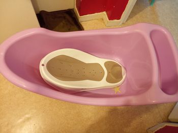Baignoire bébé sur pied avec transat
