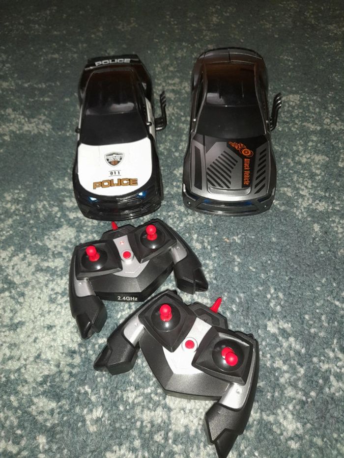 Lot 2 voitures télécommande