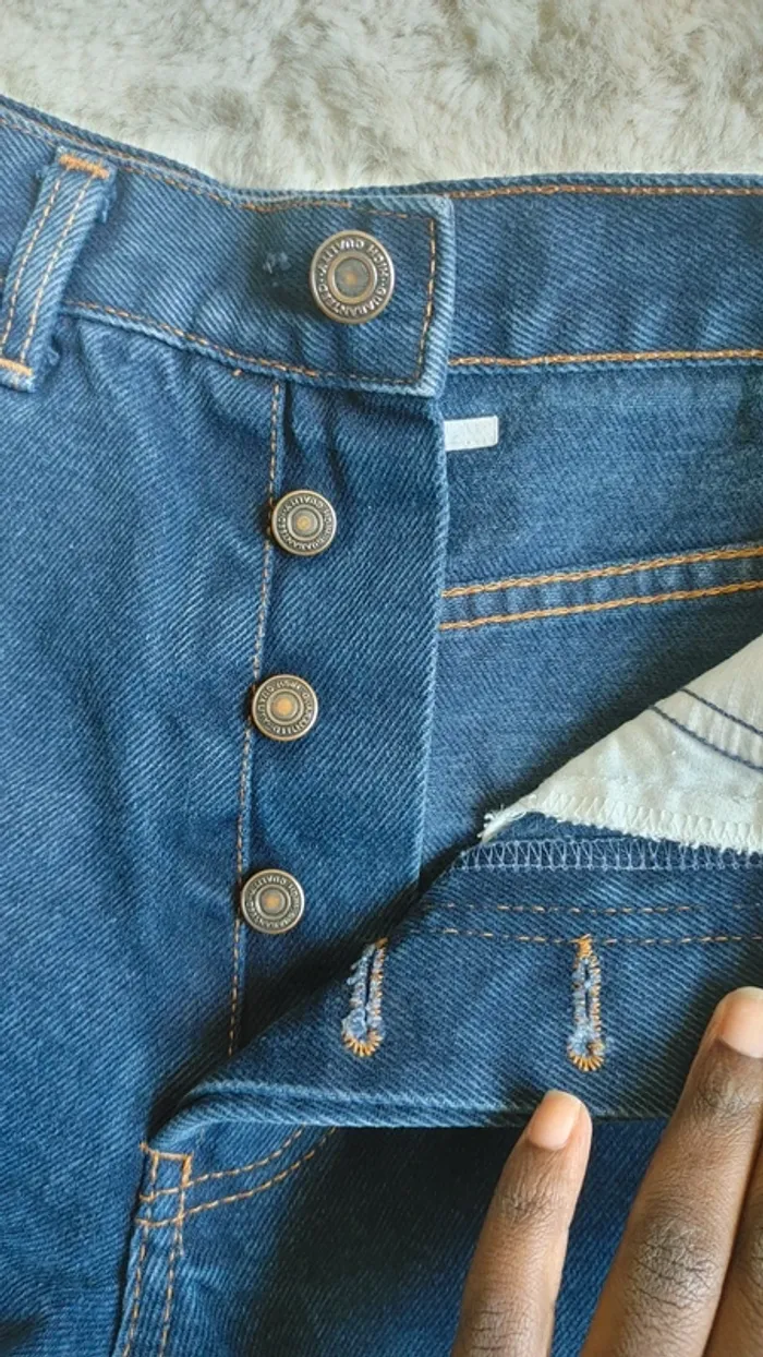 Mini short en jean vintage bleu foncé fermeture bouton - photo numéro 5