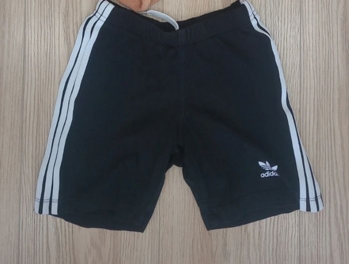 Short adidas