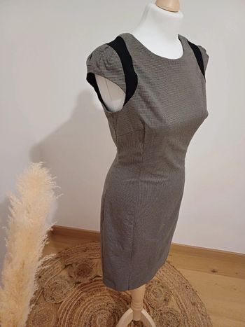 Robe chic à imprimé Pied de poule Zara taille S 36