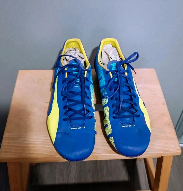 Chaussures crampons foot Puma Evospeed 4 pointure 43 - photo numéro 4