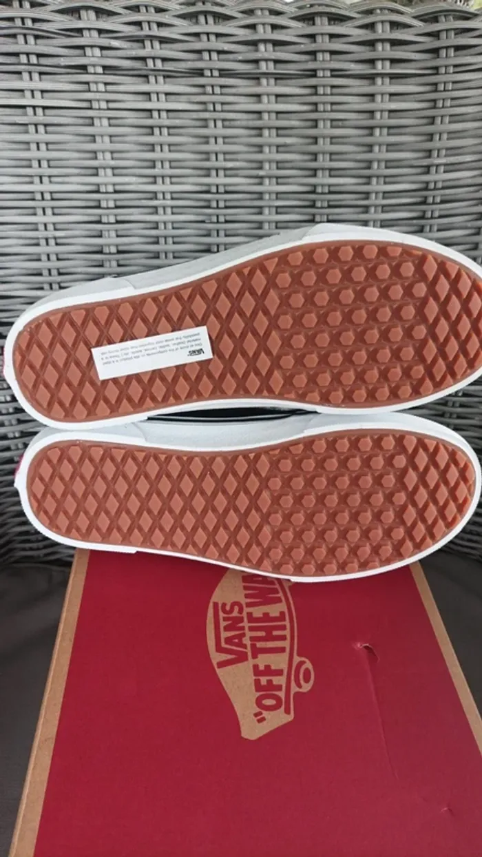 Sneakers Vans Ward HI Mte T41 neuves - photo numéro 8