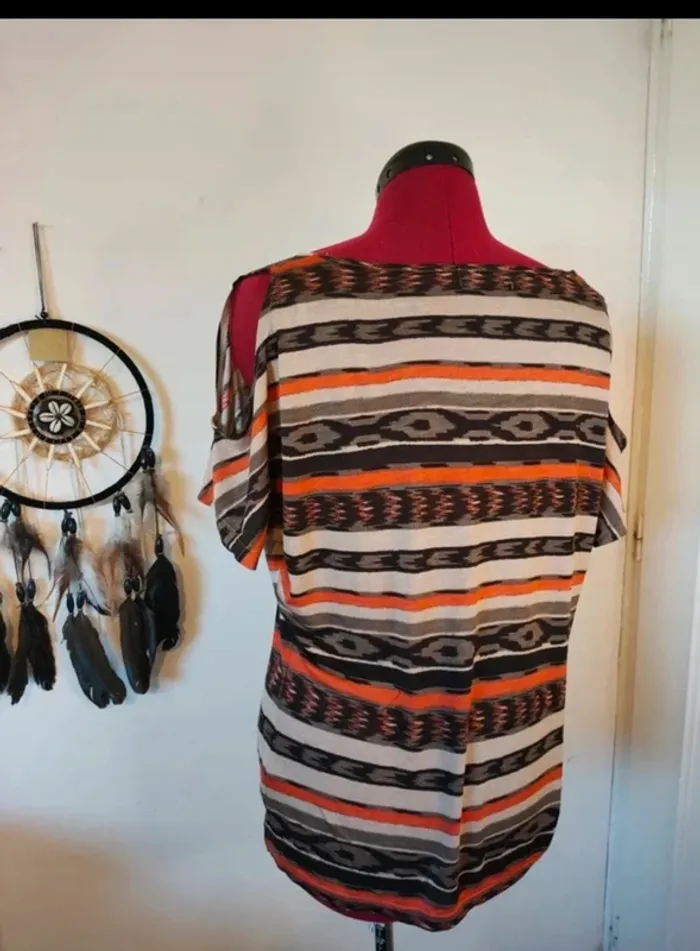 T shirt épaules découvertes - photo numéro 3