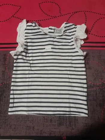 T-shirt sans manche taille 18 mois