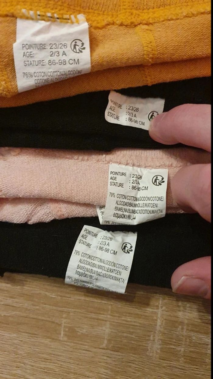 Lot de 4 collants pointure 23-26 (2-3 ans) - photo numéro 9
