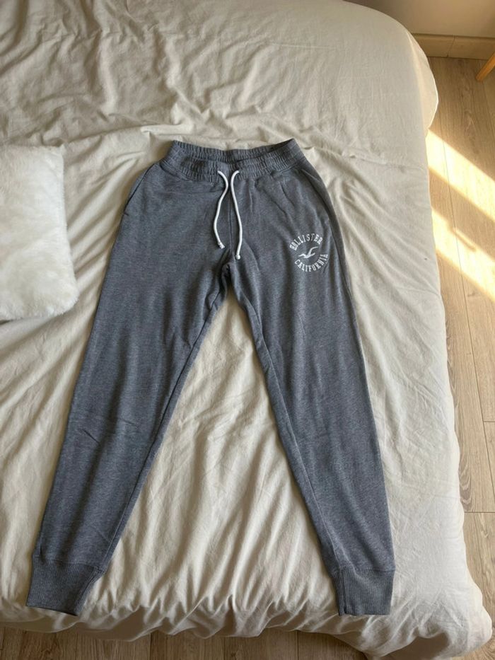 pantalon jogging hollister xs gris Achat occasion Survêtements