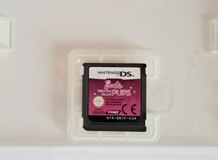 Jeu nintendo DS / Barbie / Barbie et le salon de beauté des chiens / Nintendo DS / Jeu Barbie - photo numéro 3