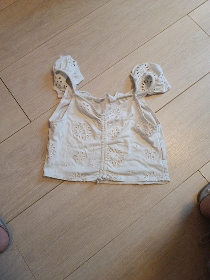 Top ajouré blanc 10 ans